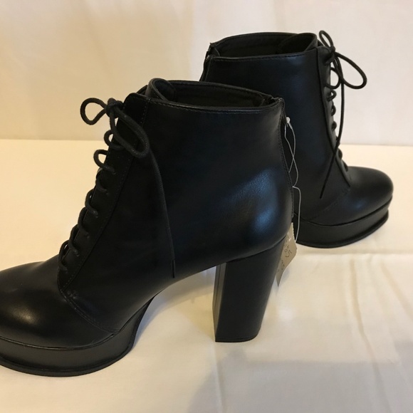 Dividend H&M Black Leather Combat Boots Size 9.5 - Picture 5 of 8